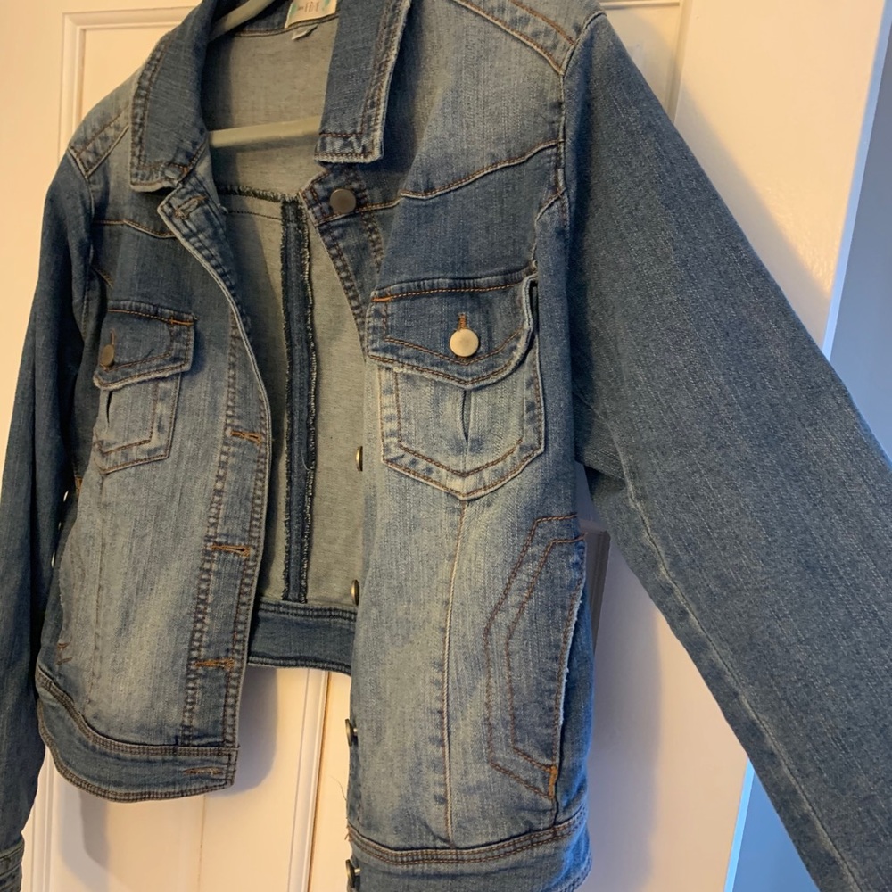 Cropped Denim Jacket